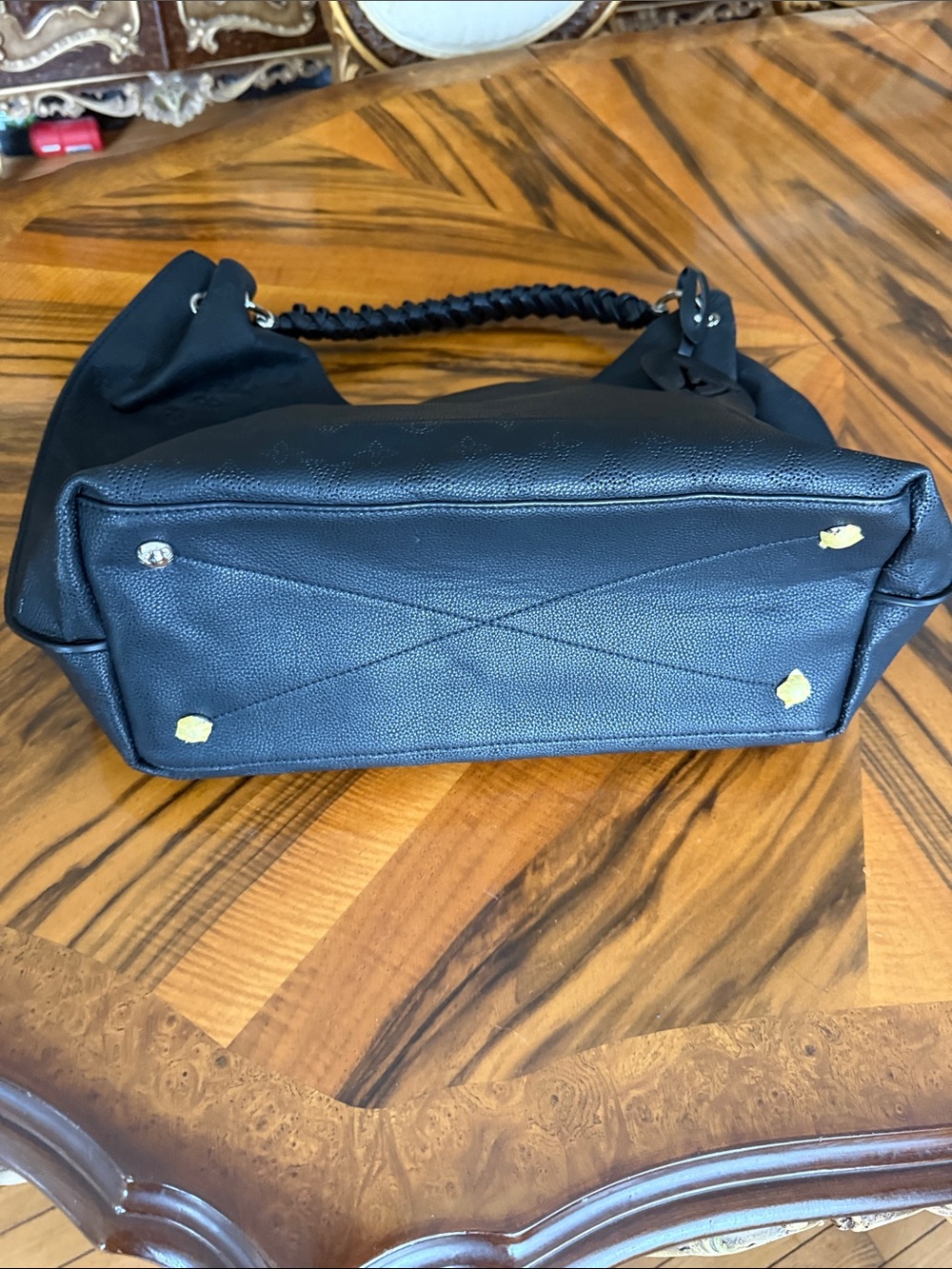 Classic Black Leather Shoulder Bag with silver Hardware - Picture 10 of 11